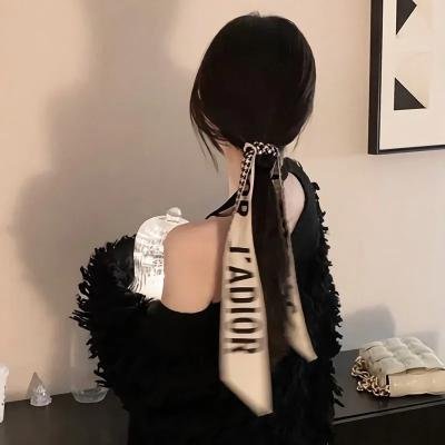 金发大个子